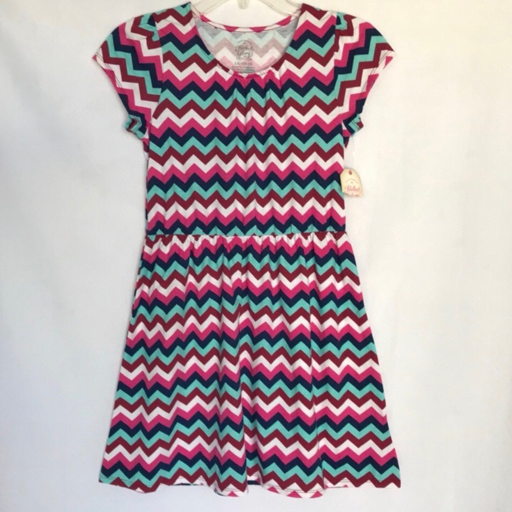 ✨ NWT Girls Dress 🌸 Size L (10/12)